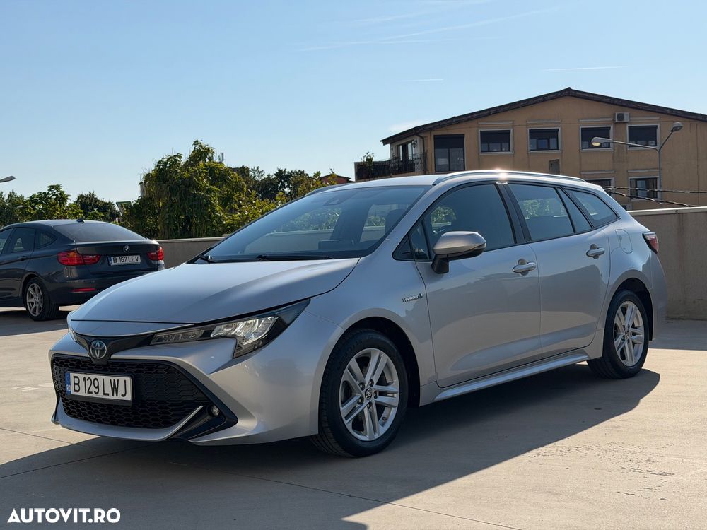 Toyota Corolla 1.8 HSD Business - 2