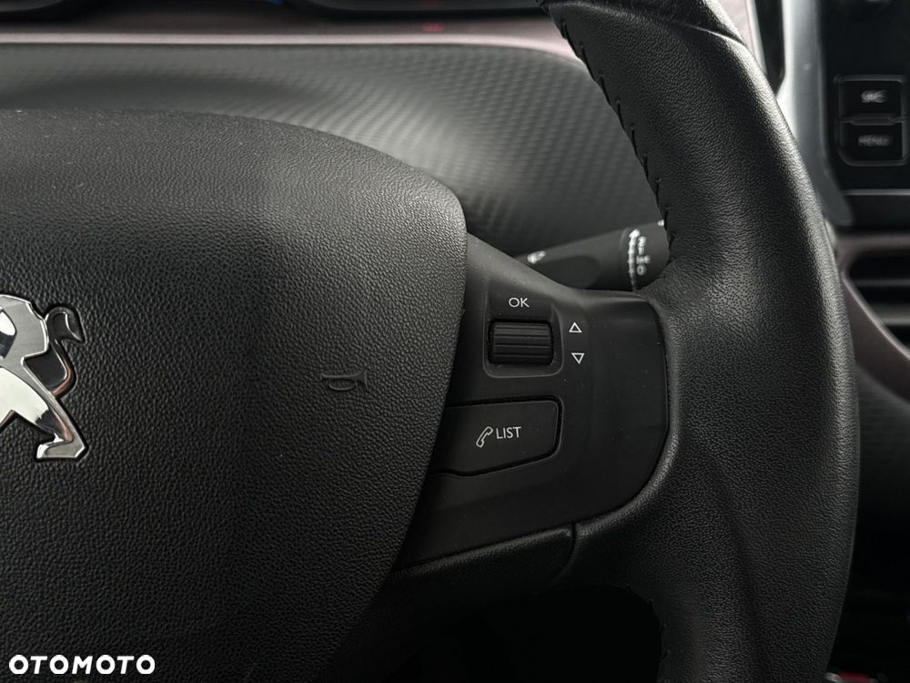 Peugeot 2008 1.6 VTi Active - 26