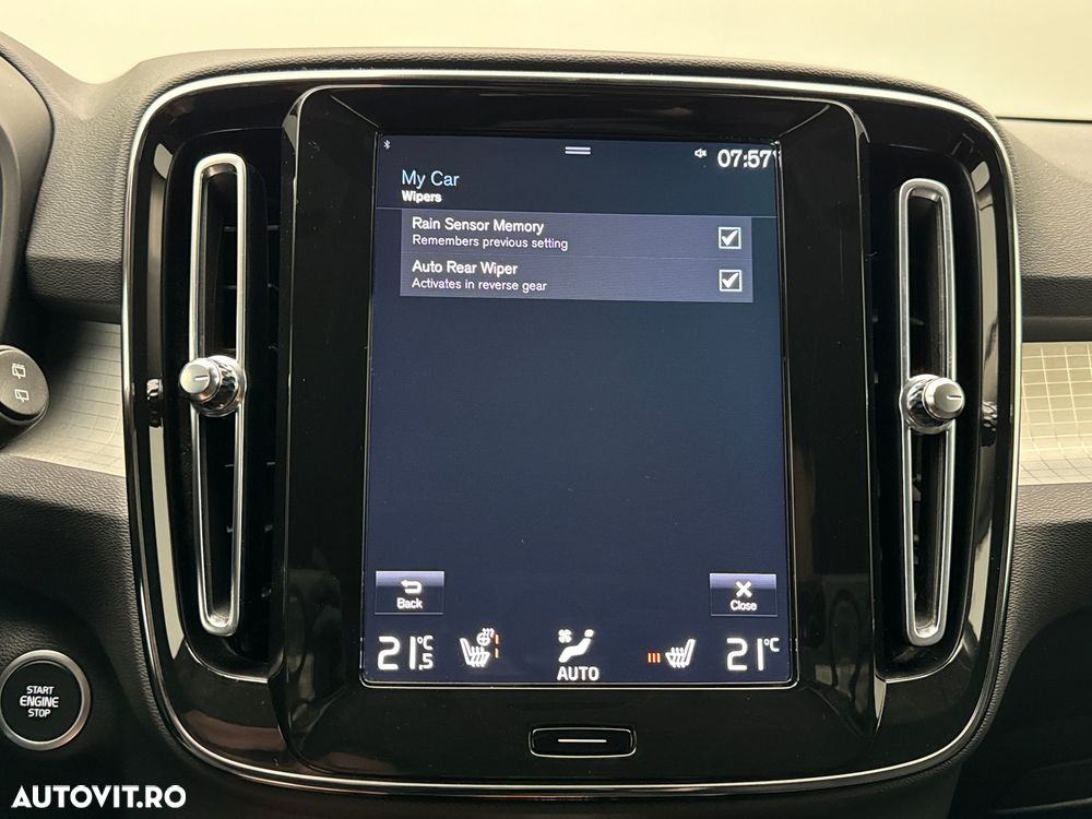 Volvo XC 40 T4 Recharge DKG Inscription Expression - 32
