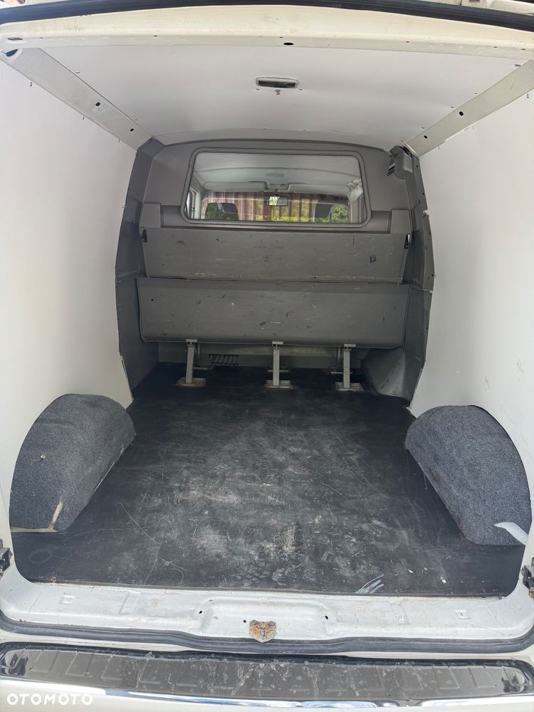 Volkswagen Transporter - 17
