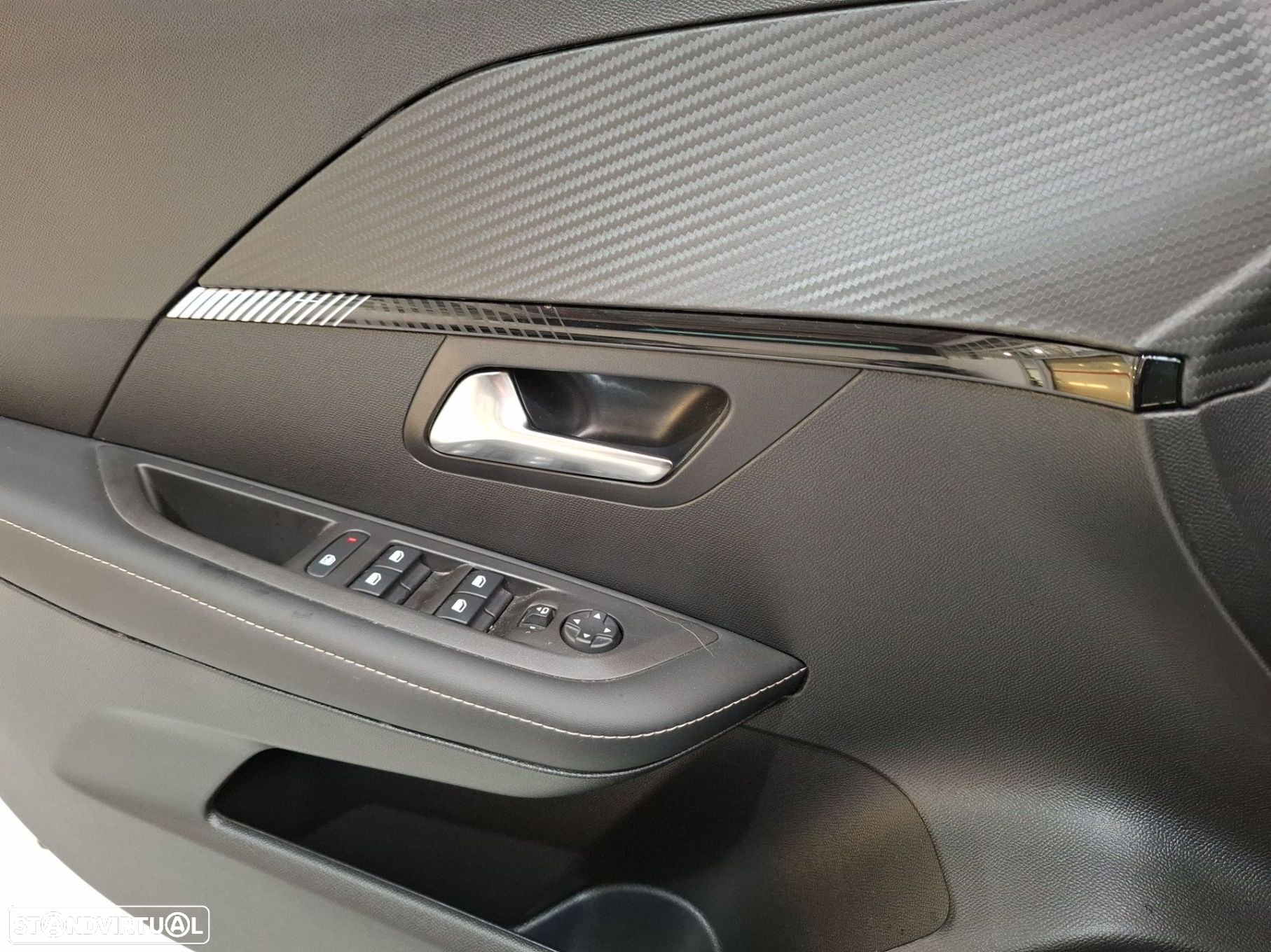 Peugeot e-208 50 kWh Style - 23