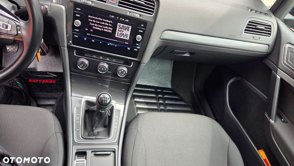 Volkswagen Golf 2.0 TDI BMT Comfortline - 18