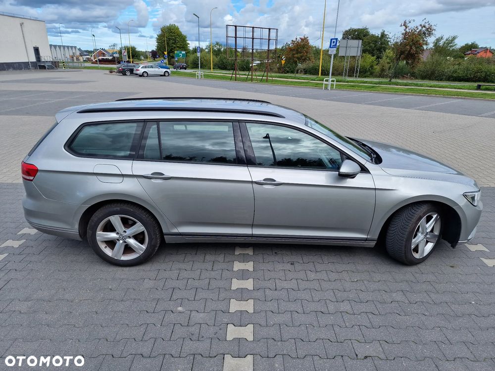 Volkswagen Passat 1.6 TDI BMT Comfortline - 15