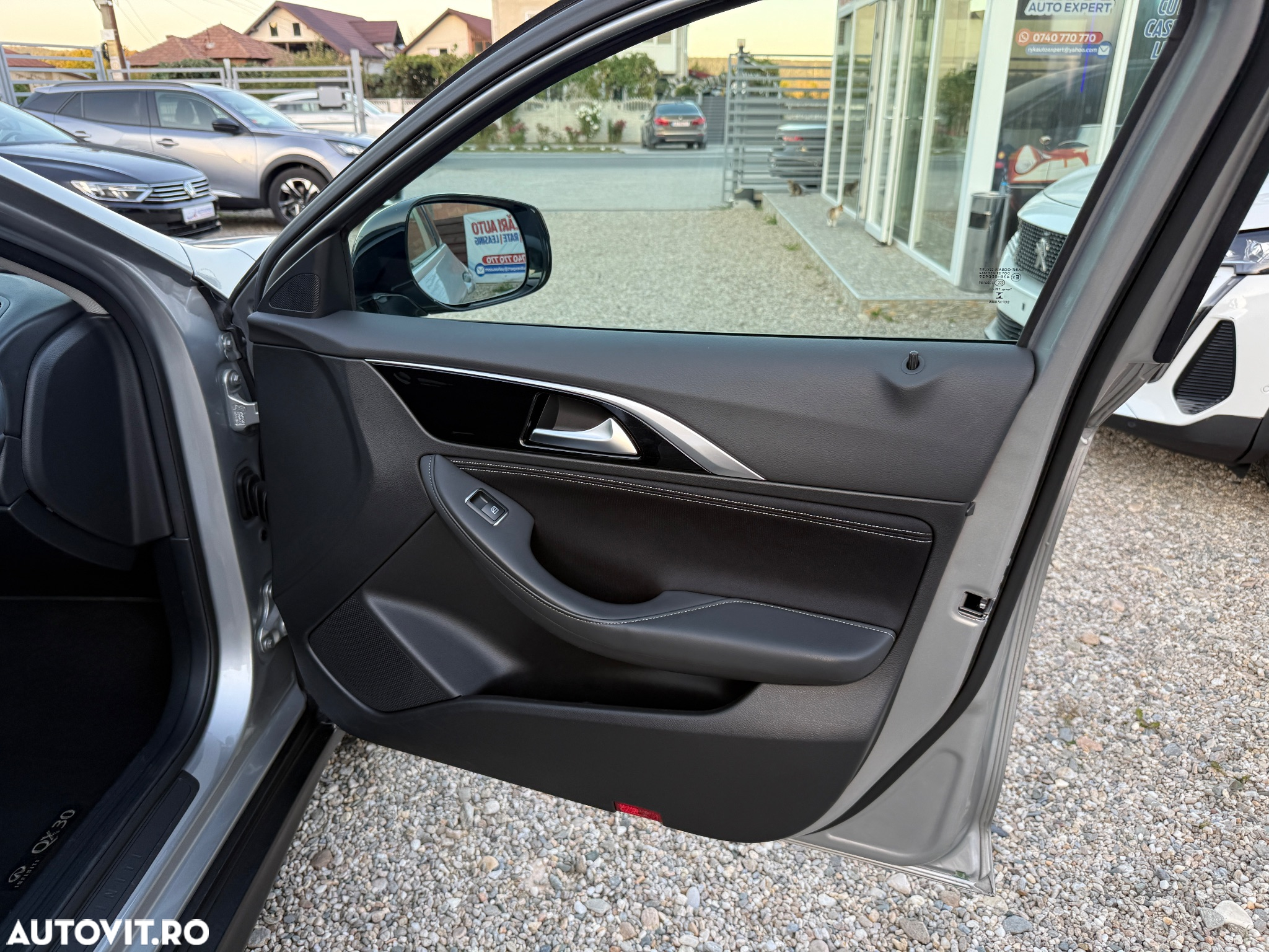 Infiniti QX30 2.2d DCT AWD Luxe Tech - 12