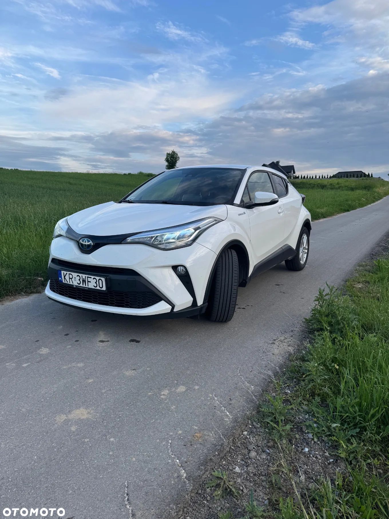 Toyota C-HR 1.8 Hybrid Comfort - 1
