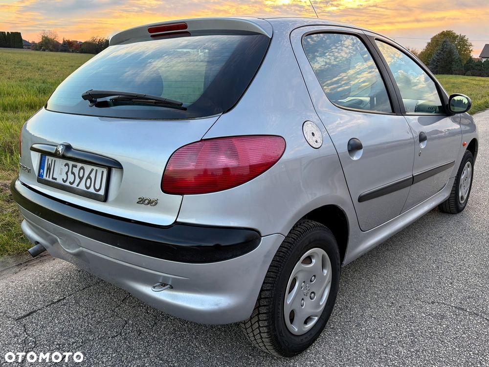 Peugeot 206 1999 photo 5