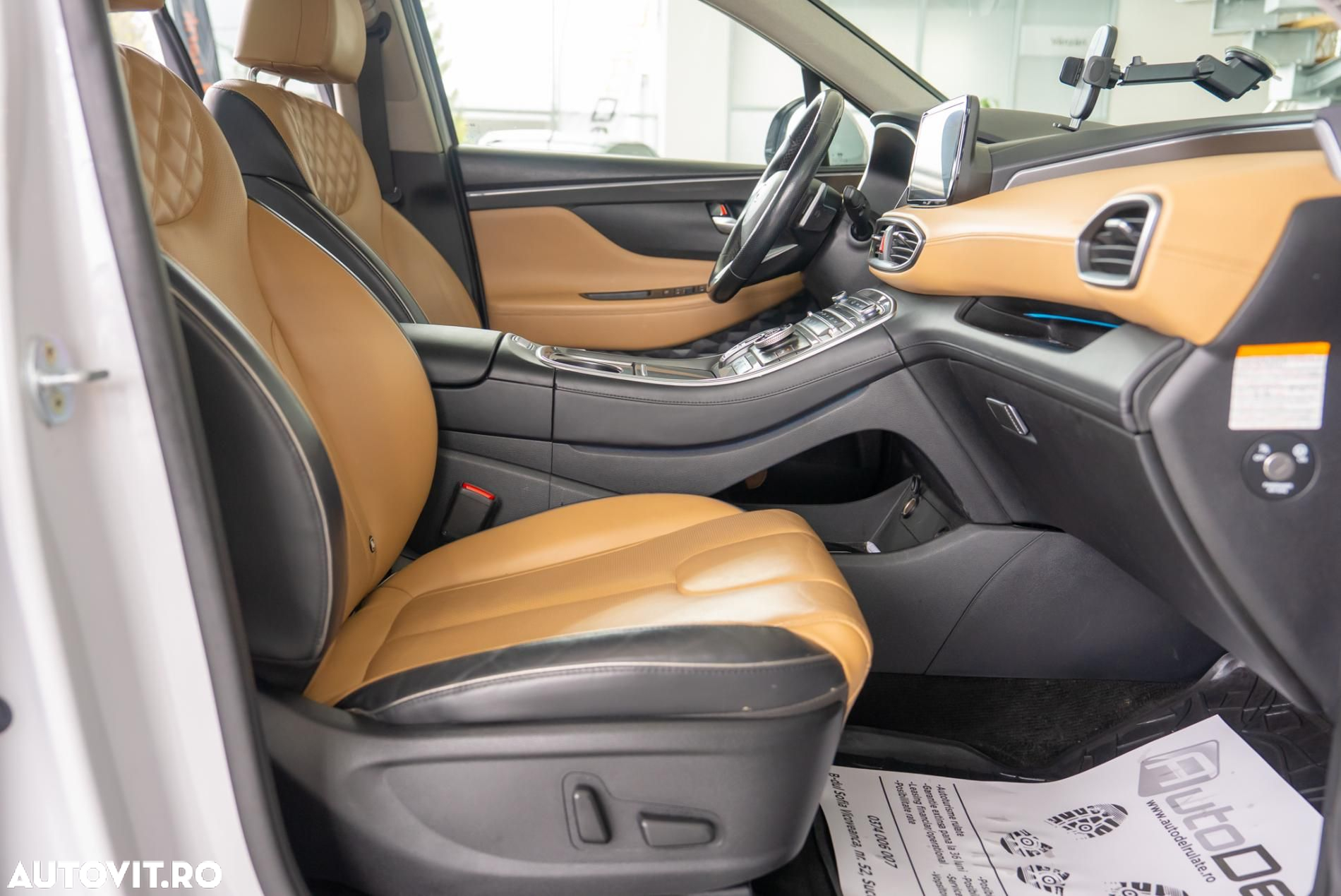 Hyundai Santa Fe Plug-in Hybrid 1.6 l 265 CP 4WD 6AT Luxury - 18