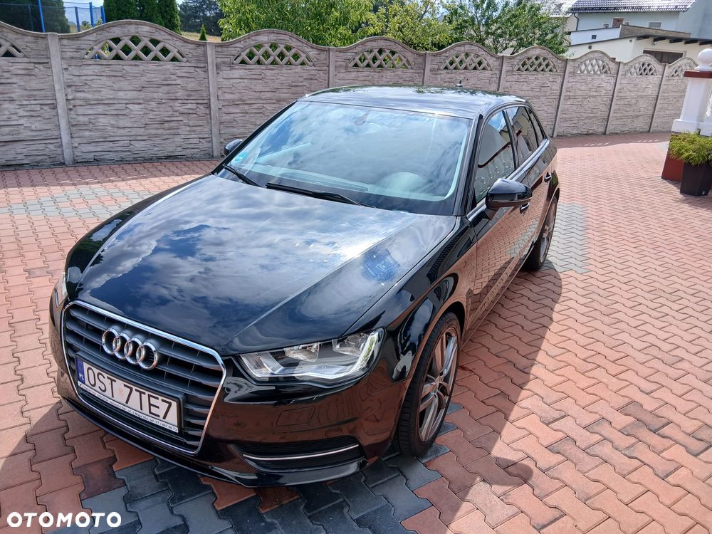 Audi A3 Sportback 1.6 TDI ultra Attraction - 1