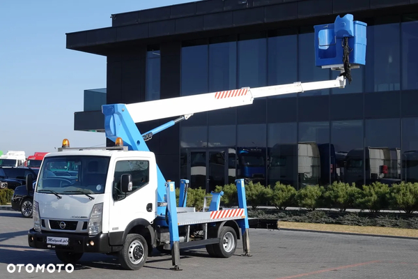 Nissan CABSTAR NT 400 /  WZWYŻKA 18 METRÓW / PODNOŚNIK KOSZOWY SOCAGE T318 / KOSZ 2 OSOBOWY - 225 kg / PO KONTRAKCIE SERWISOWYM