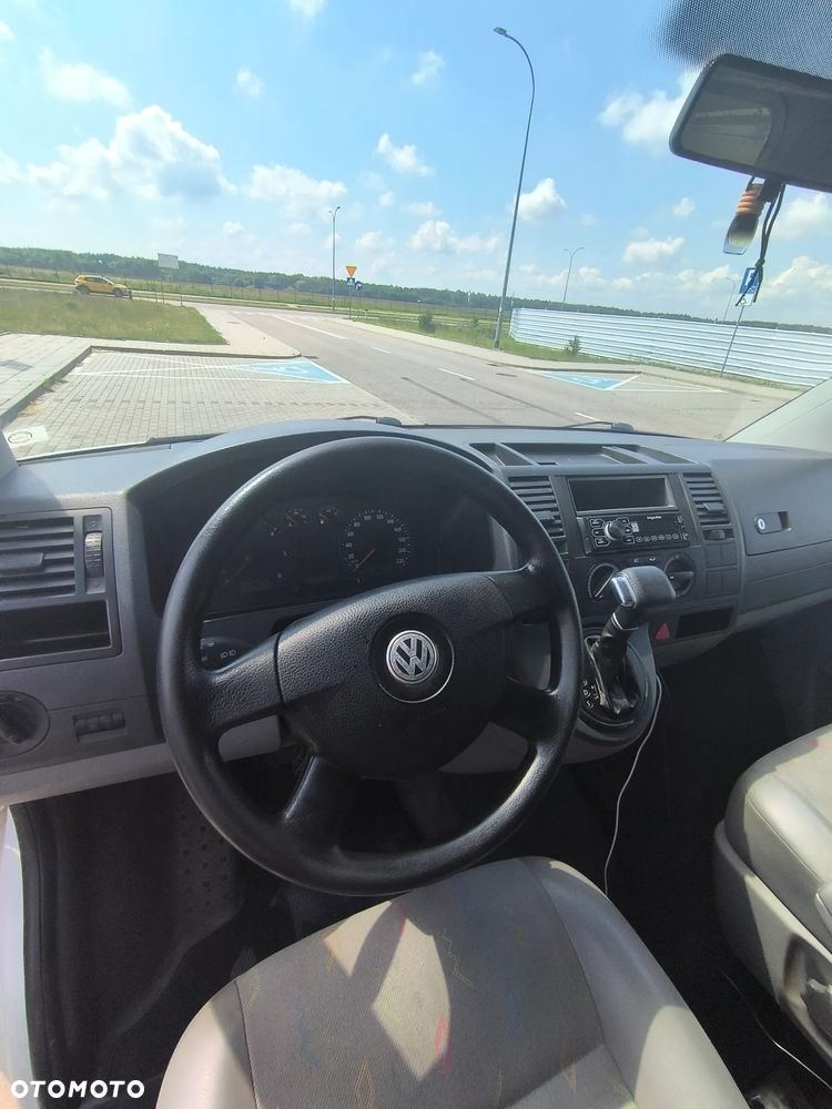 Volkswagen T5 - 17