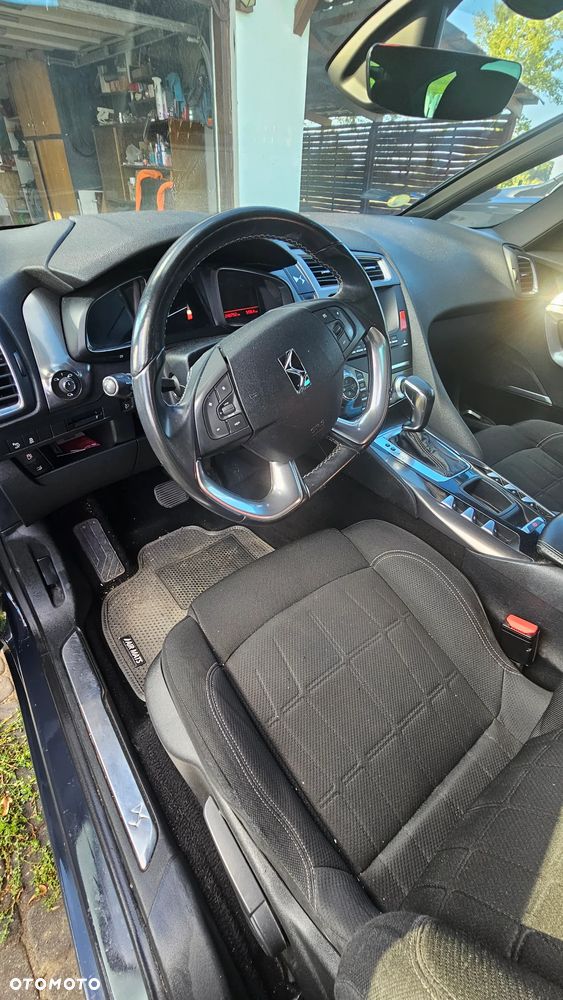 DS Automobiles DS 5 - 8