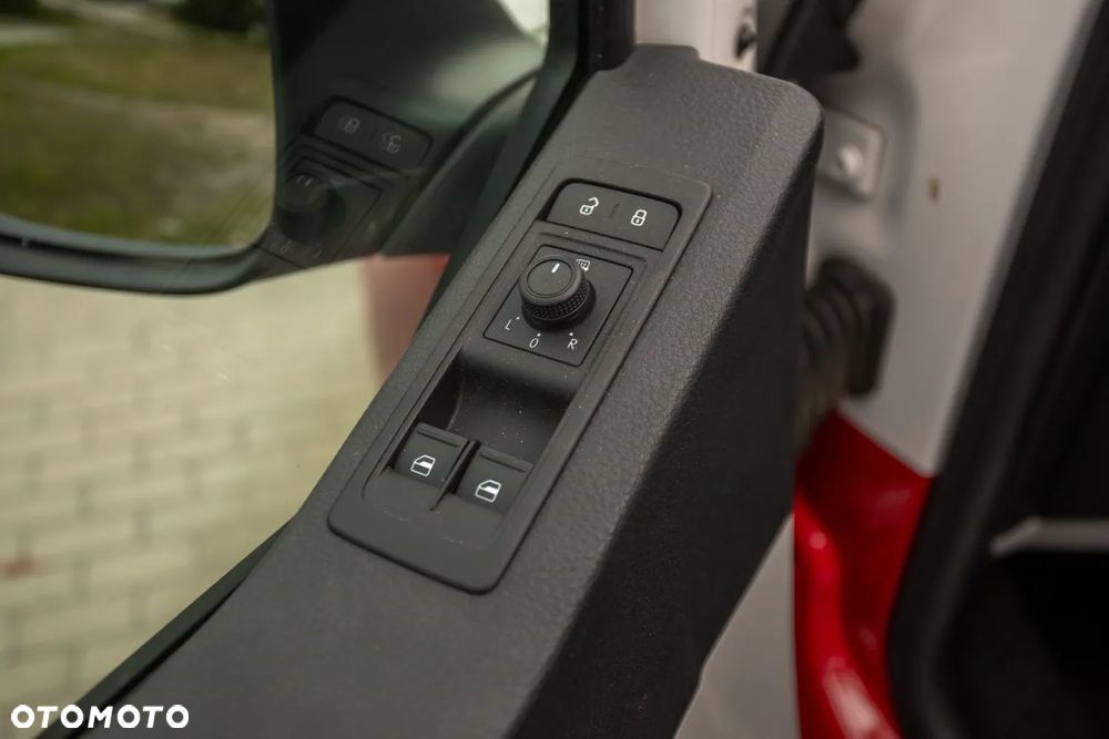 Volkswagen Transporter L1H1 DSG - 24