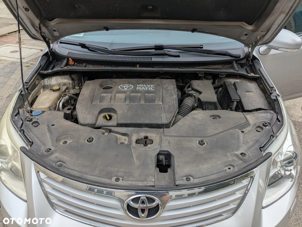 Toyota Avensis 1.8 Sol plus - 15