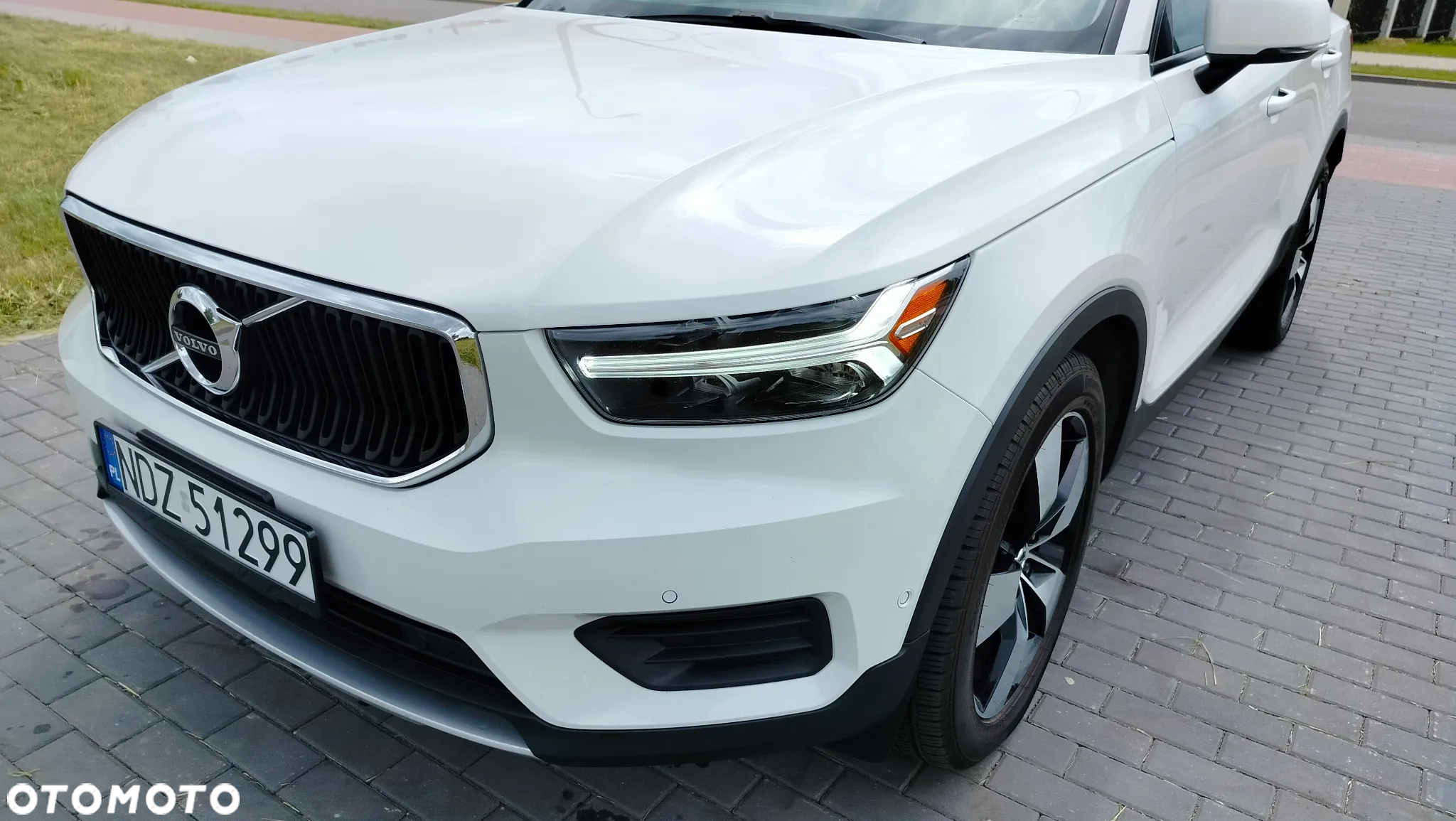 Volvo XC 40 T5 AWD Momentum Pro - 22