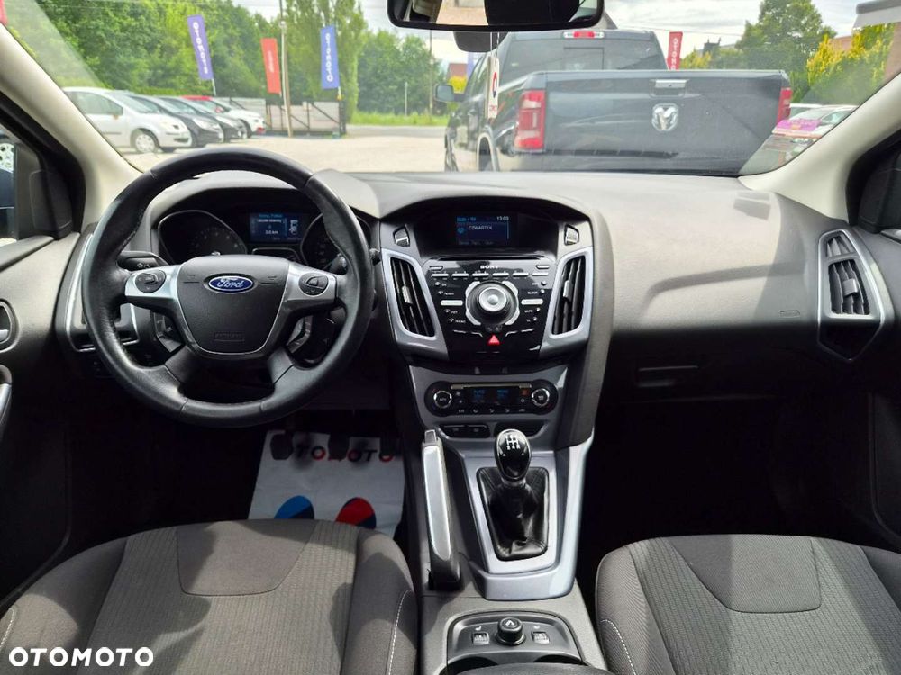 Ford Focus - 8