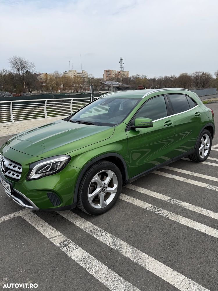Mercedes-Benz GLA 250 4MATIC Aut. - 6