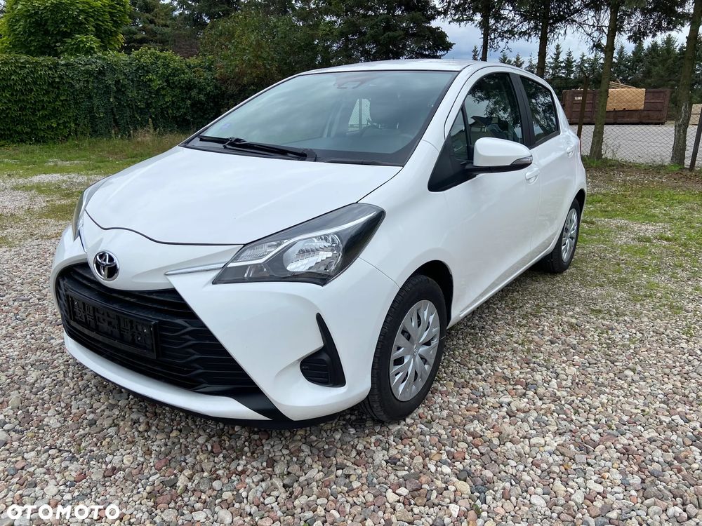 Toyota Yaris - 4