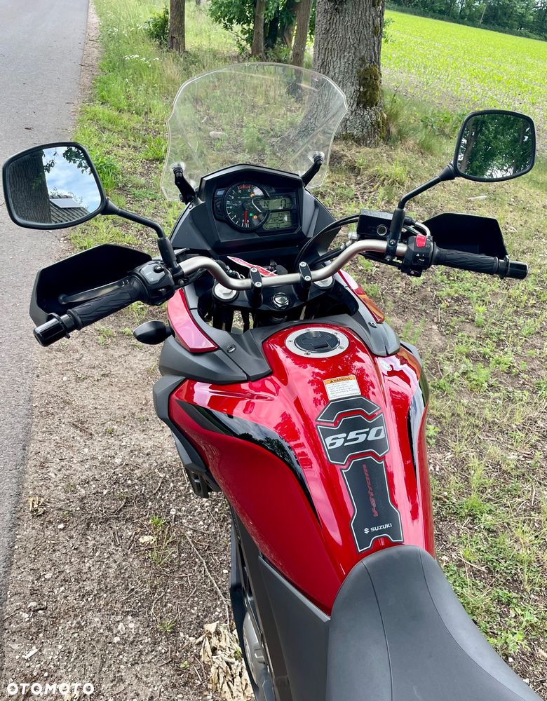 Suzuki V-STROM - 12