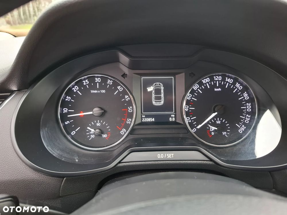 Skoda Octavia 1.6 TDI Ambition - 11