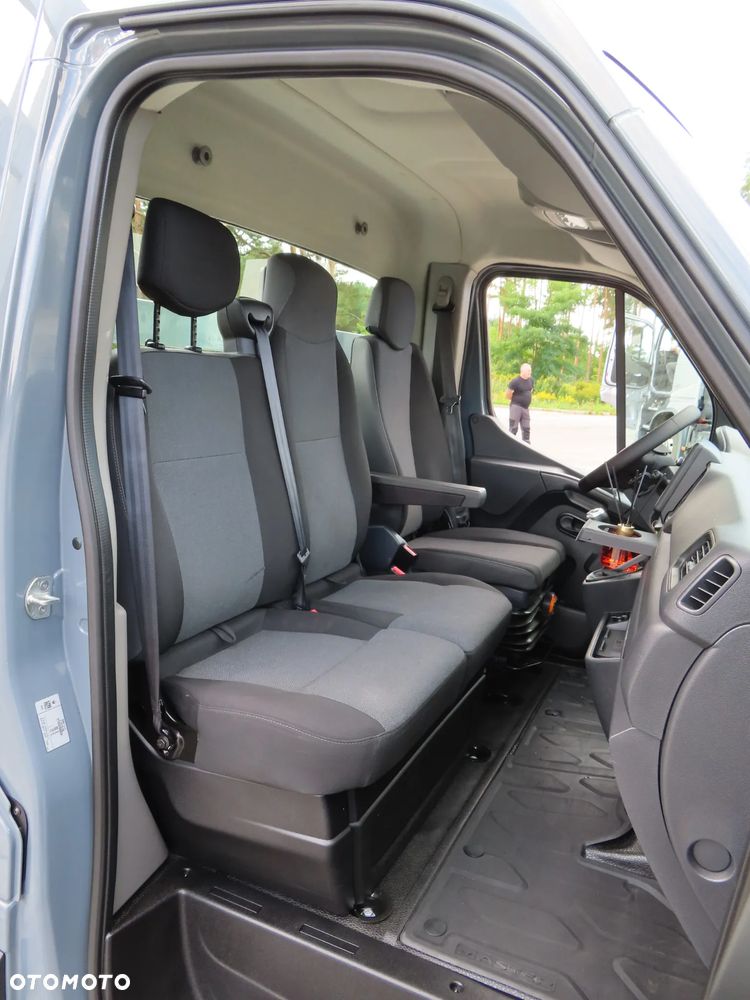 Renault Master 2.3 dCi 163 KM Skrzynia 4510 mm 9 E.Palet + Plandeka 1165 Kg Ładowność HAK 2500 Kg PEŁNA OPCJA WYPOSAŻENIA STAN JAK NOWY GOTOWY DOSTEPNY POLECAM - 28