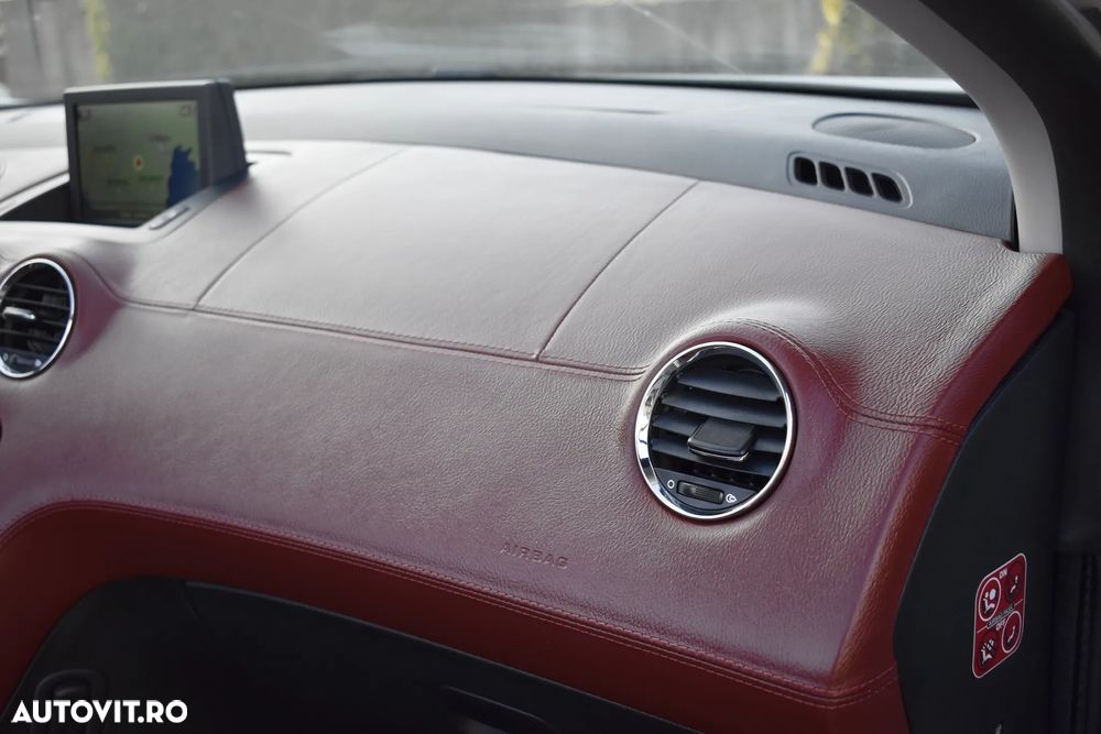 Peugeot 308 1.6 HDI FAP Premium - 26