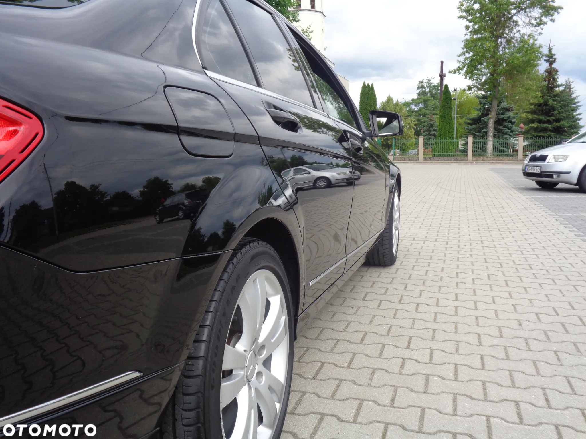 Mercedes-Benz Klasa C - 32