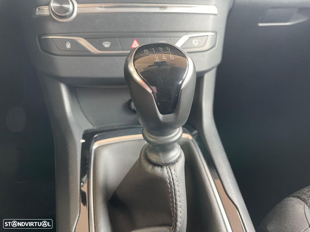 Peugeot 308 SW 1.5 BlueHDi Active Pack - 25