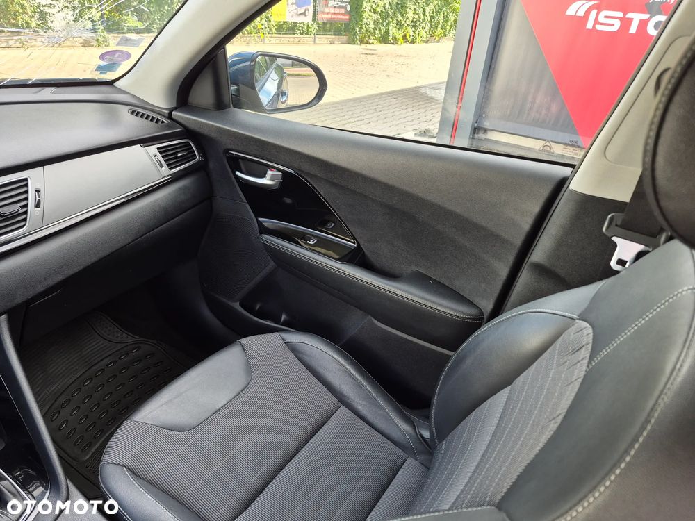 Kia Niro - 17