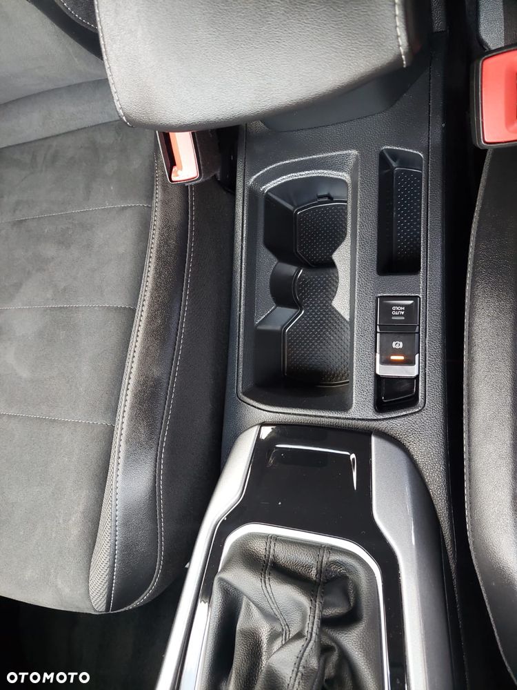 Volkswagen T-Roc 1.5 TSI OPF DSG Style - 23