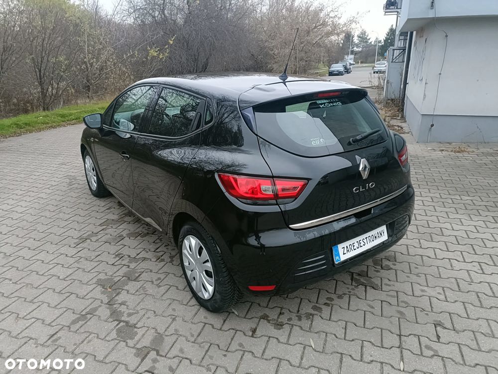 Renault Clio 1.2 16V 75 Collection - 4