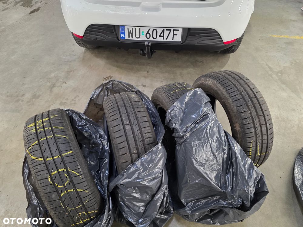 Renault Clio 1.5 dCi Energy Alize - 24