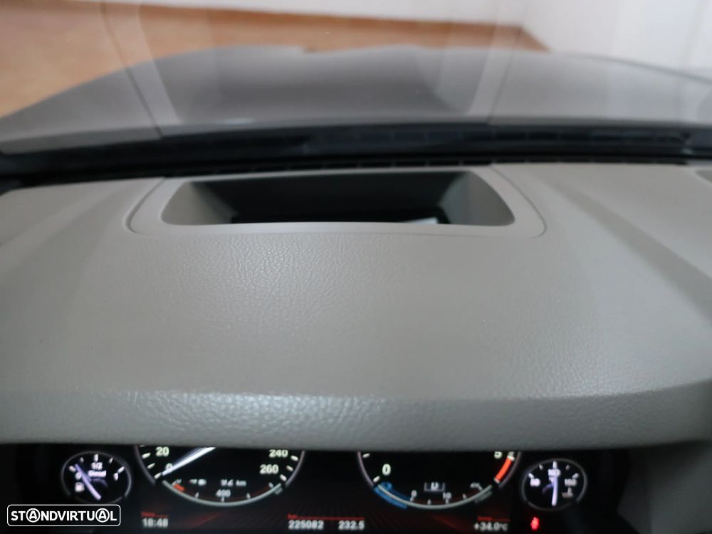 BMW 535 d Auto - 28