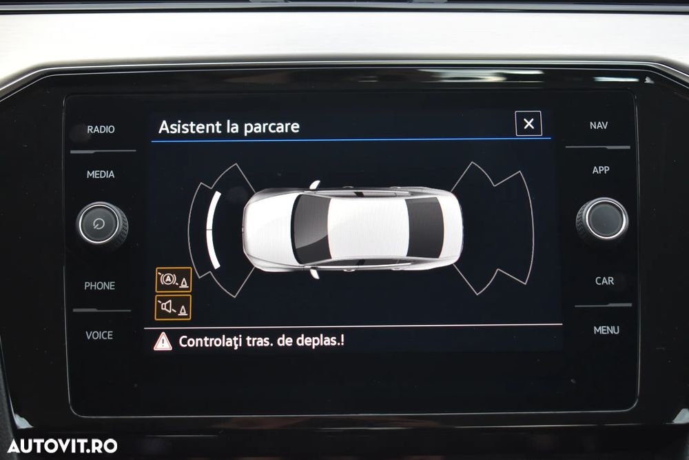 Volkswagen Passat 2.0 TDI DSG Highline - 22