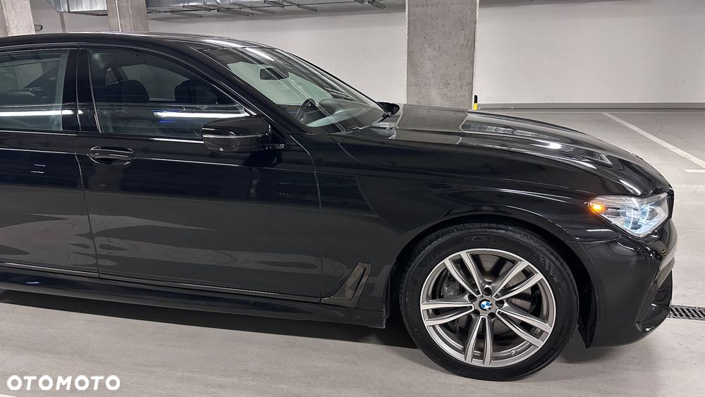 BMW Seria 7 750Li xDrive Edition Exclusive - 21