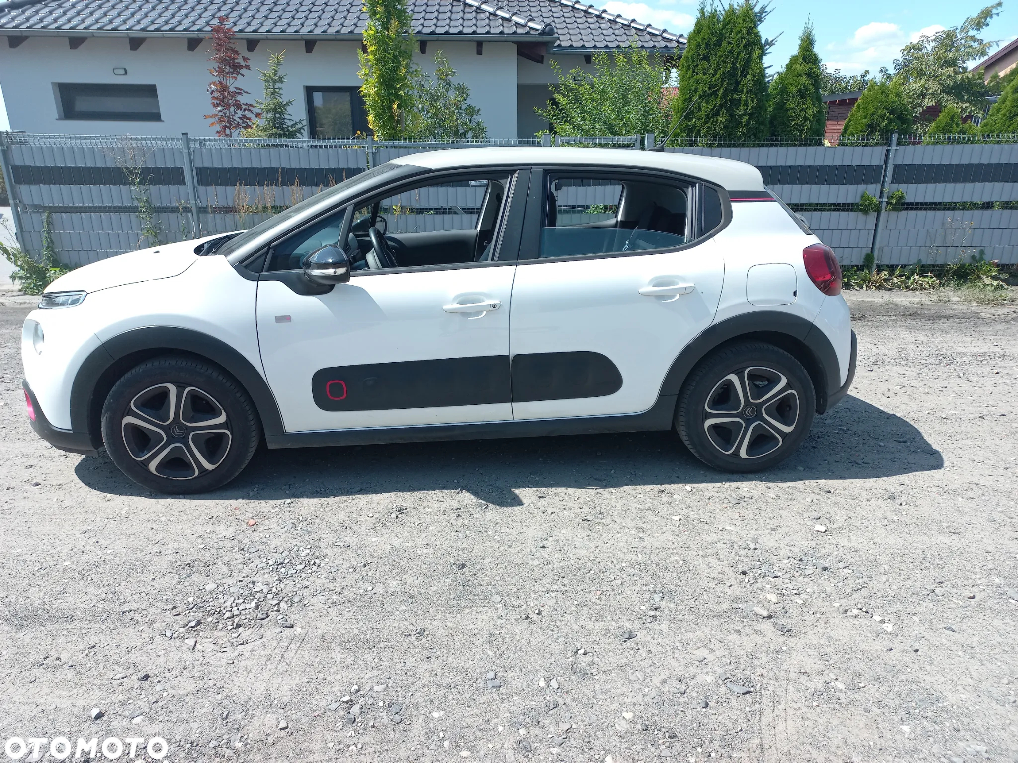 Citroën C3 1.2 PureTech Elle S&S EAT6 - 3