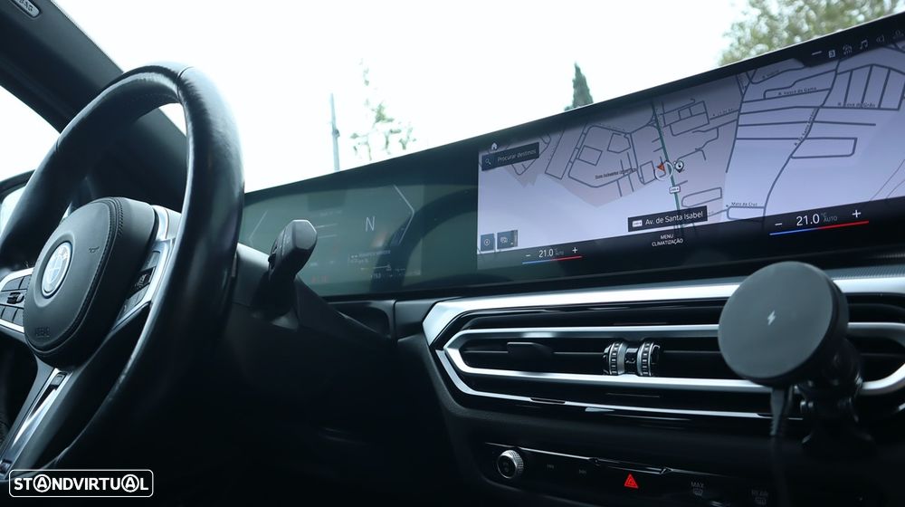 BMW 330 e xDrive Aut. M Sport - 24
