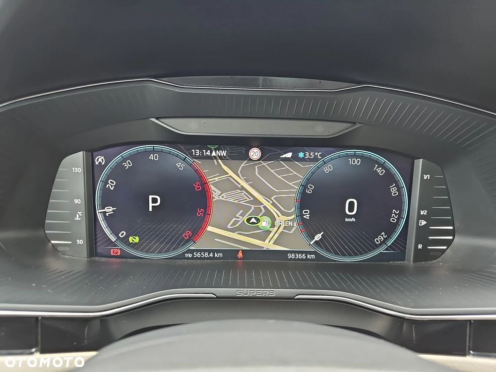 Skoda Superb 2.0 TDI SCR 4x4 L&K DSG - 16