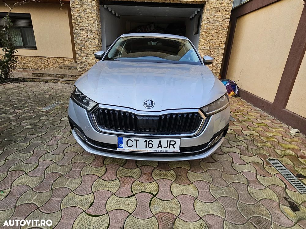 Skoda Octavia 2.0 TDI DSG Ambition - 4