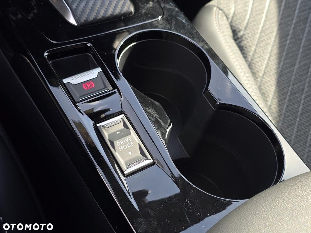 Peugeot 2008 PureTech mHEV Allure e-DCS6 - 19