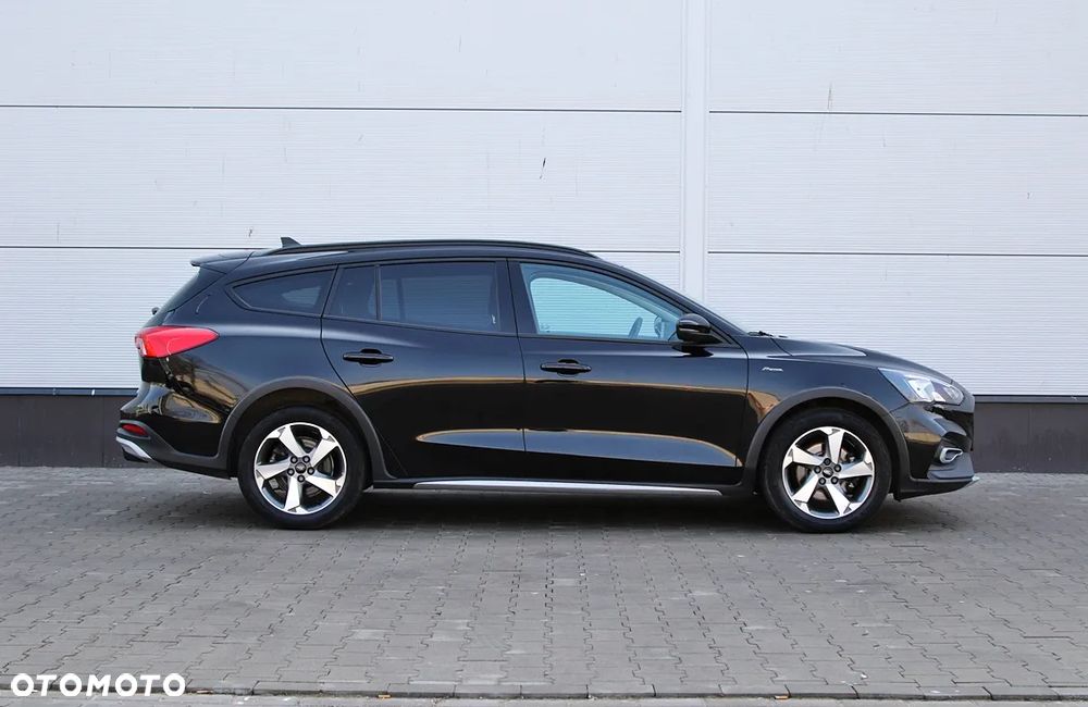 Ford Focus 1.0 EcoBoost Active - 13
