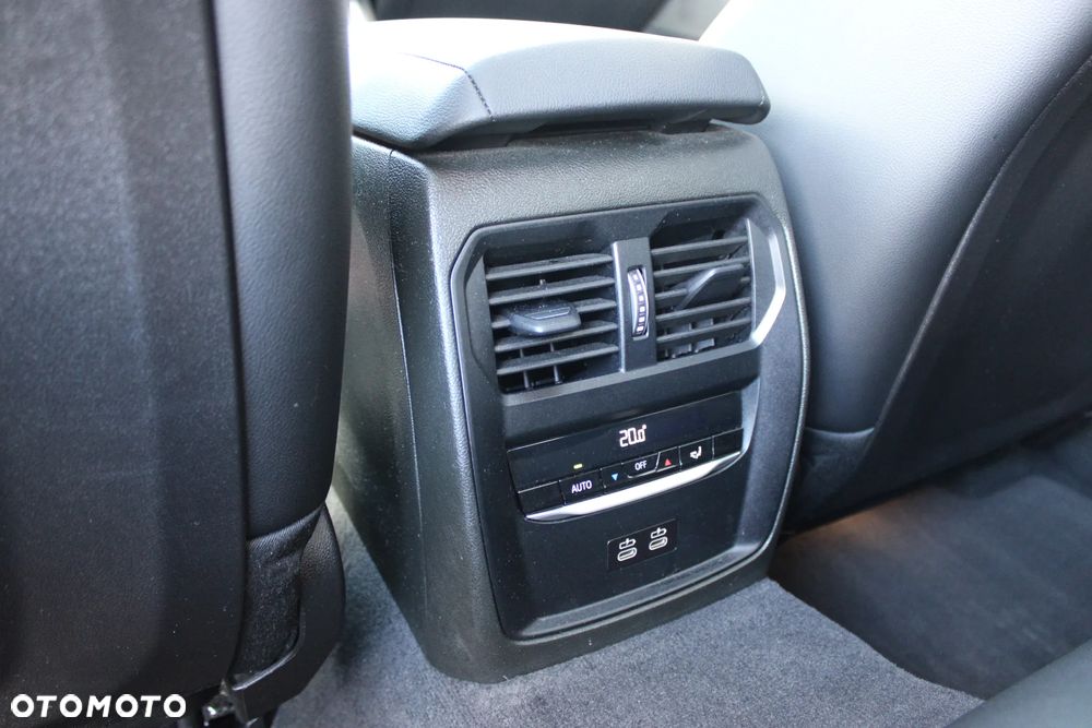 BMW Seria 3 320d mHEV M Sport sport - 29