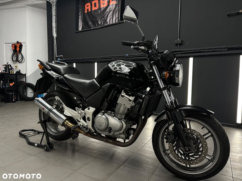 Honda CBF - 24