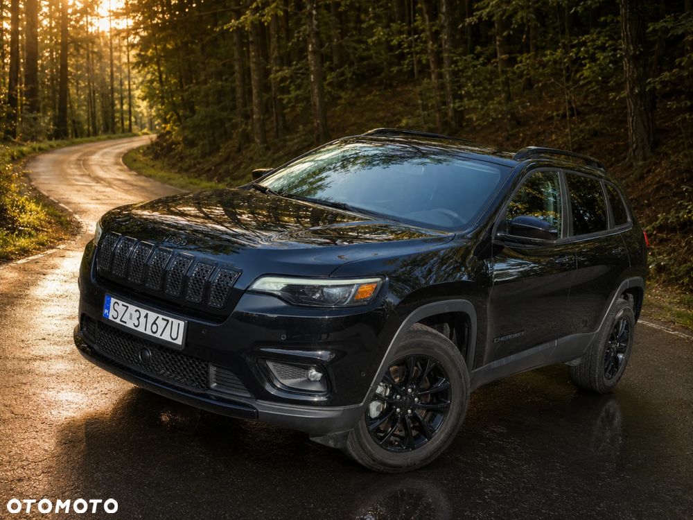 Jeep Cherokee - 1