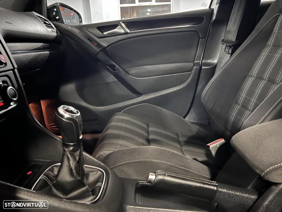 VW Golf 2.0 TDi GTD - 14