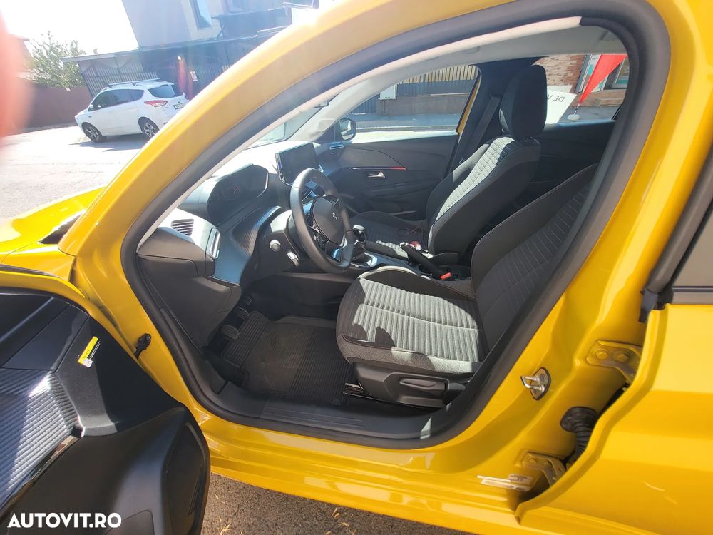 Peugeot 208 1.2 L PureTech STT Active - 6