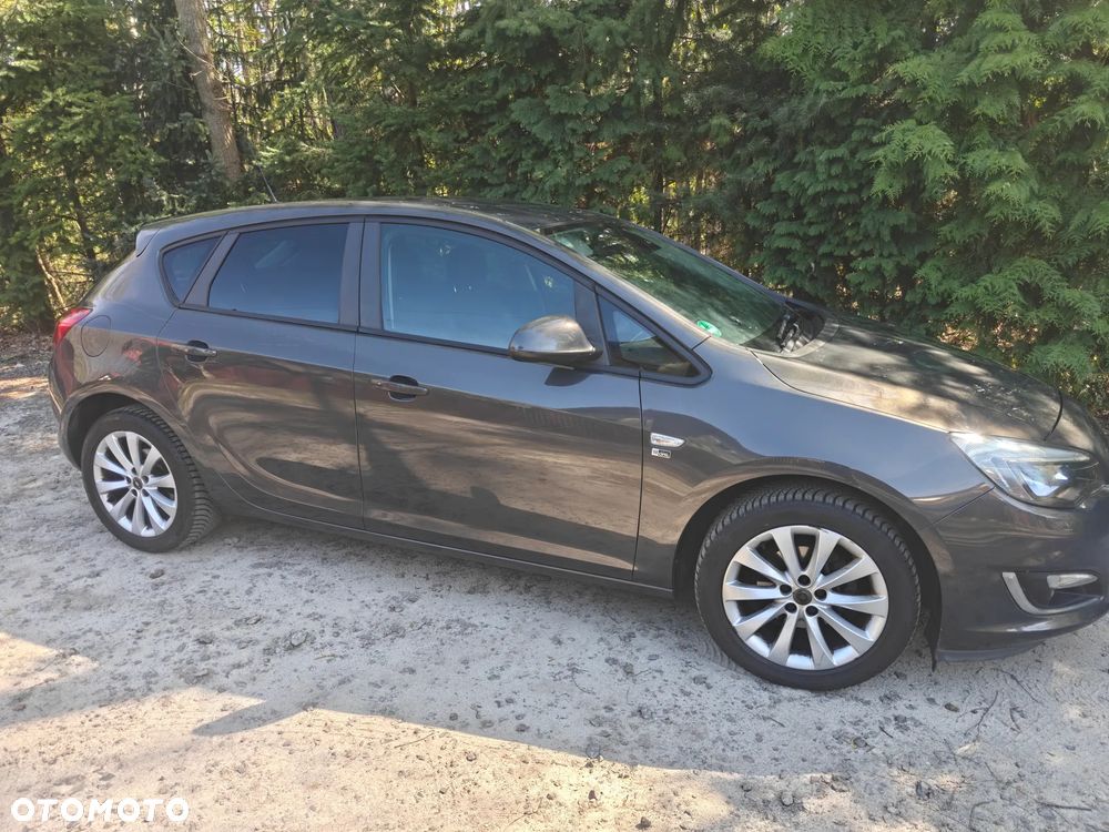 Opel Astra 1.4 Turbo Active - 10