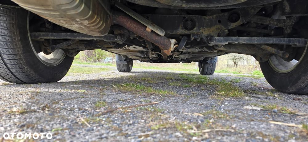 Volvo XC 90 2.4 D5 - 19