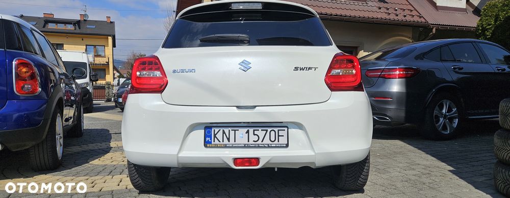 Suzuki Swift 1.2 Premium Plus - 10