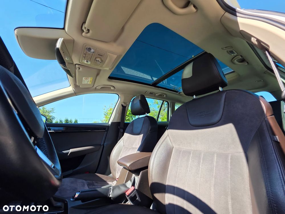 Skoda Octavia 2.0 TDI 4x4 DSG L&K - 11