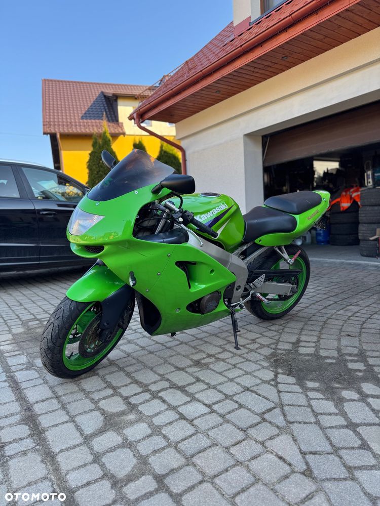 Kawasaki ZXR - 7